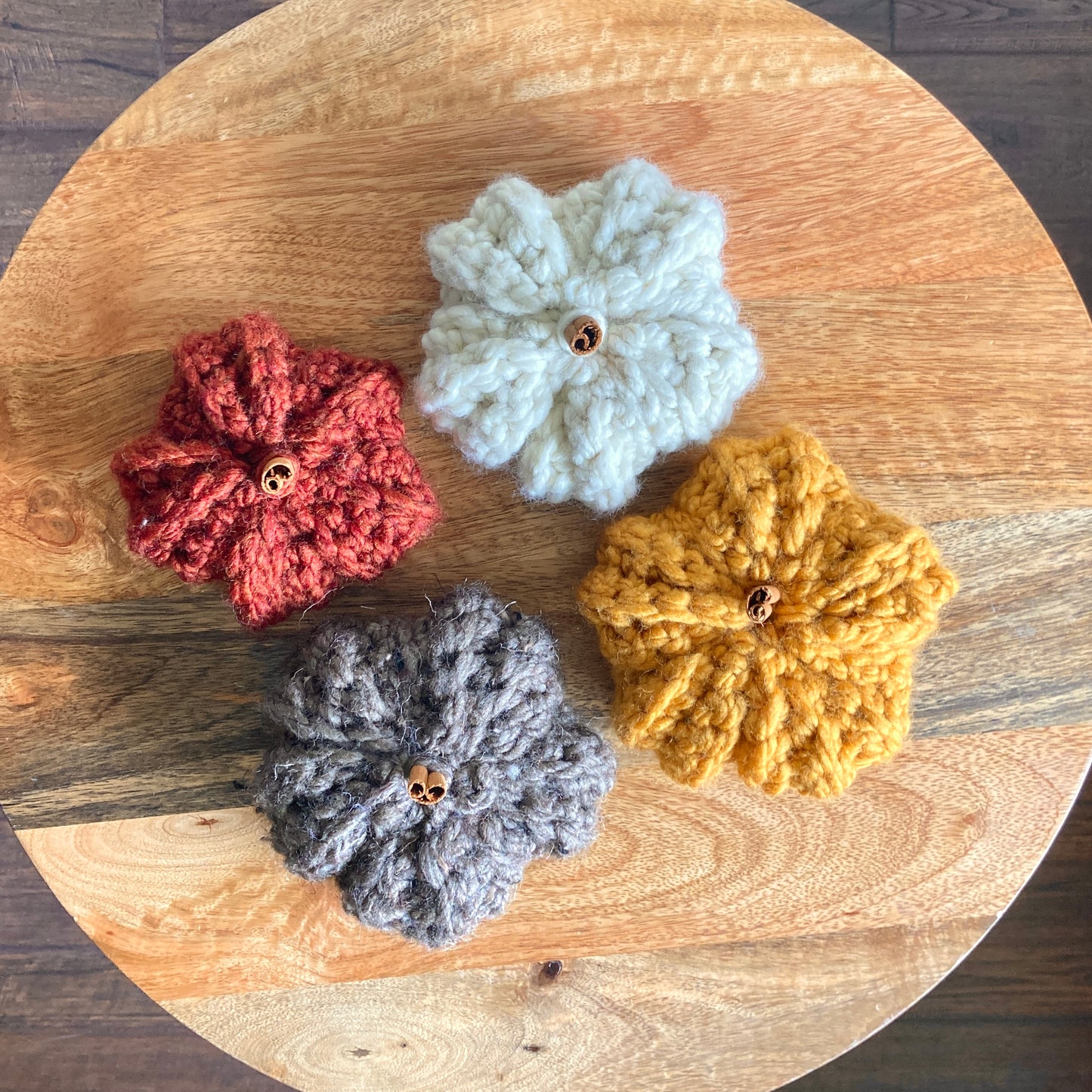 5" Crochet Pumpkin with Cinnamon Stem - Medium