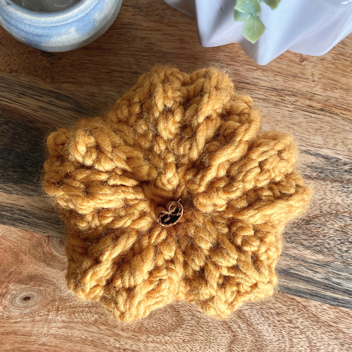 5" Crochet Pumpkin with Cinnamon Stem - Medium